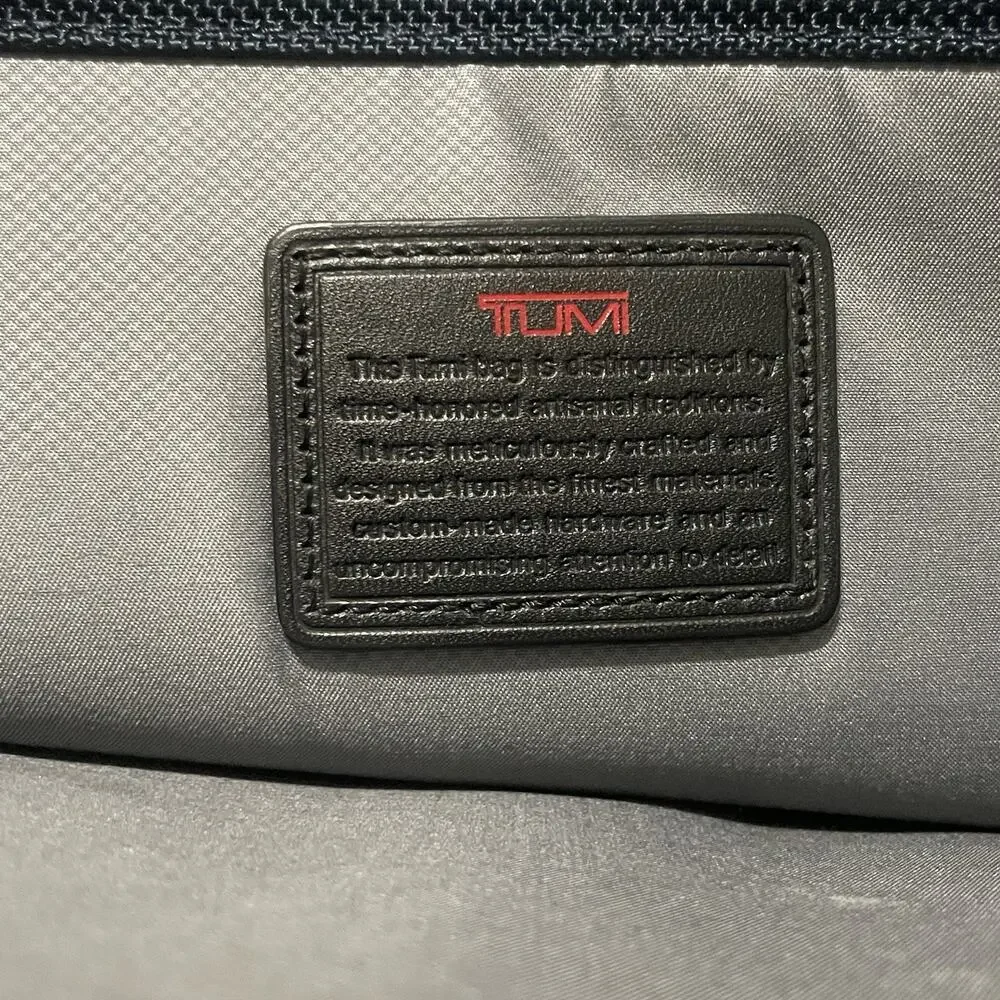 Tumi Alpha II Brief Expandable Organizer Leather Black Business Laptop Travel
